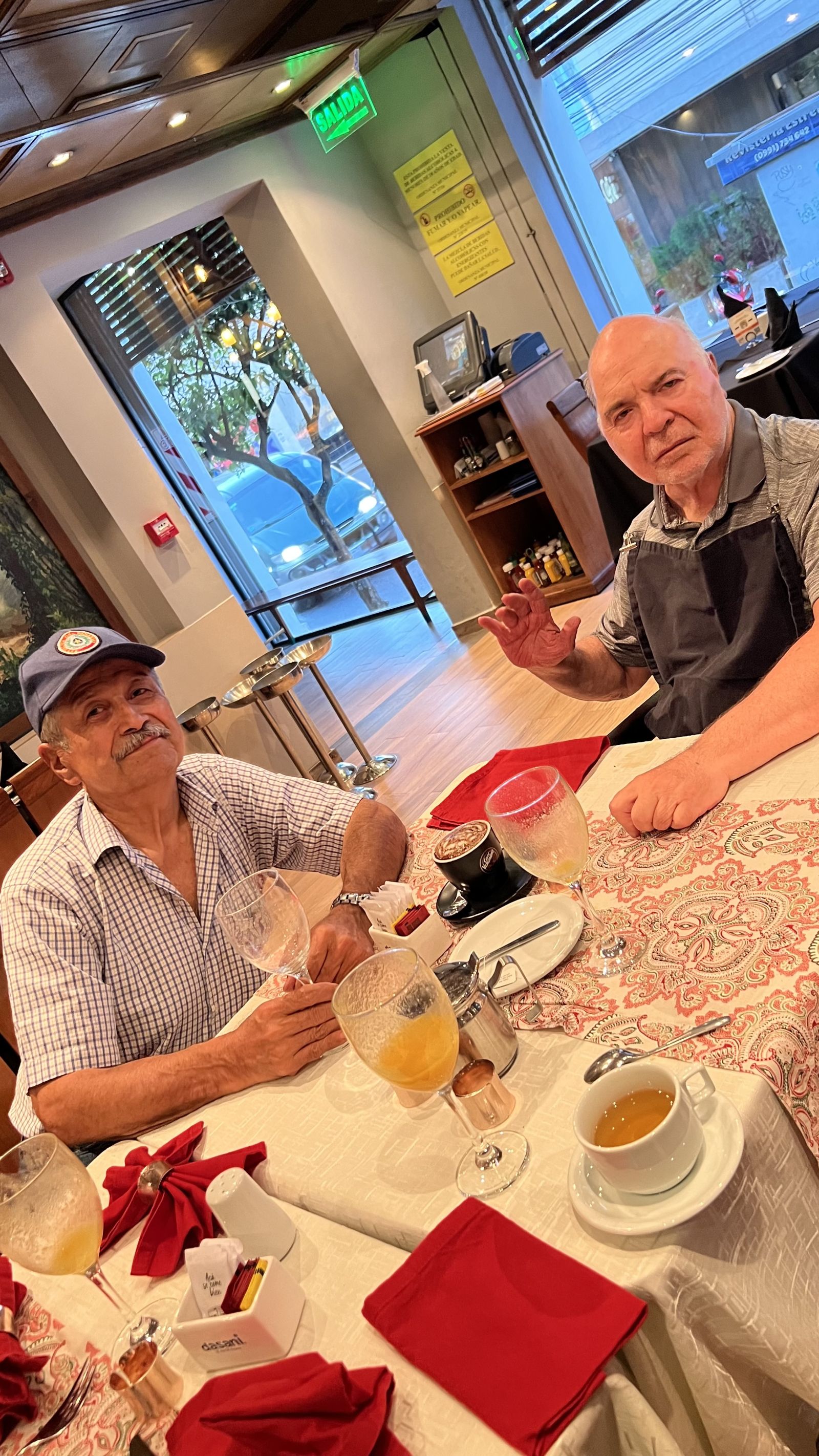 Encuentro de ayer, hoy y siempre con parte de los jubilados '26