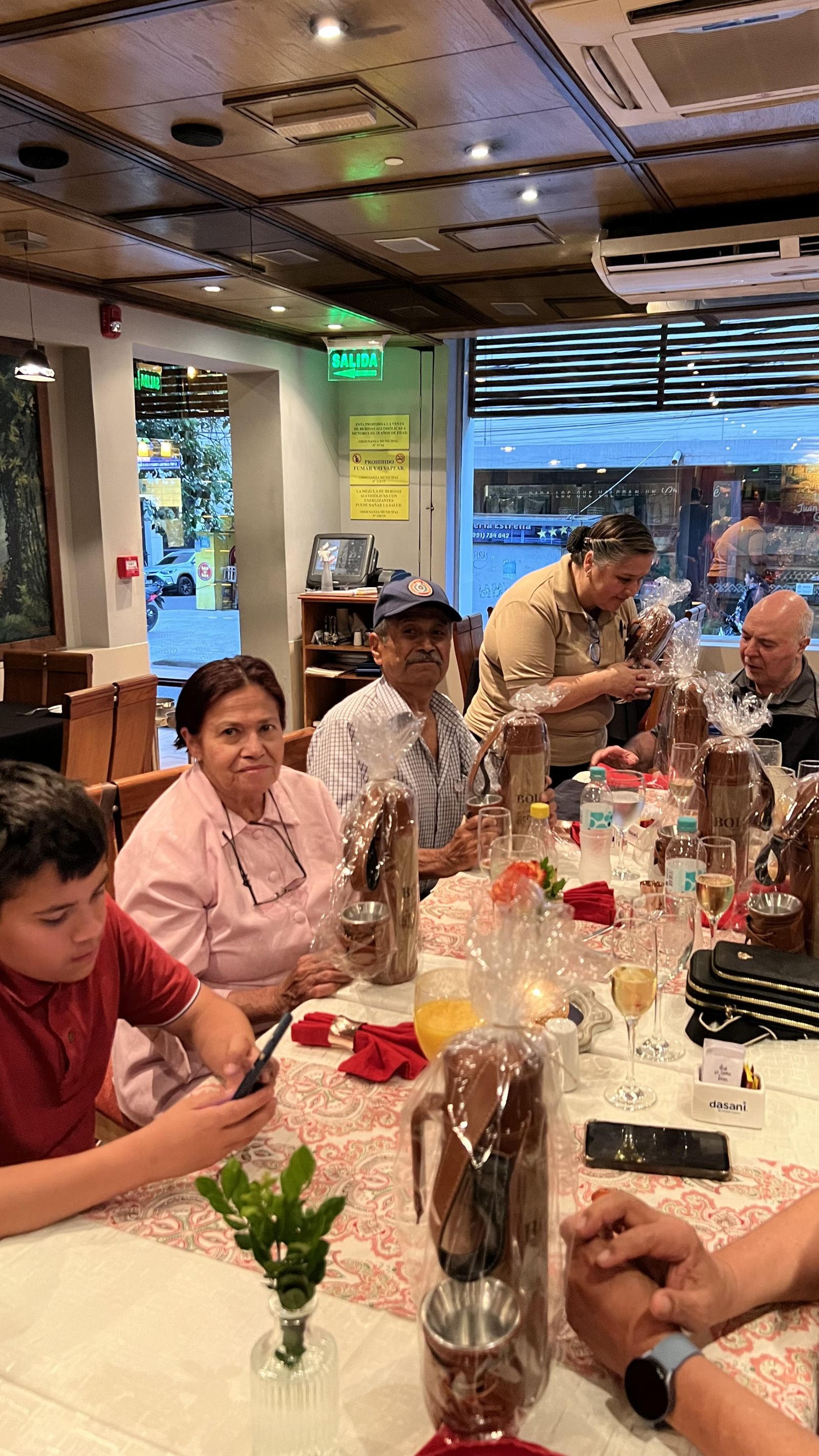 Encuentro de ayer, hoy y siempre con parte de los jubilados '26